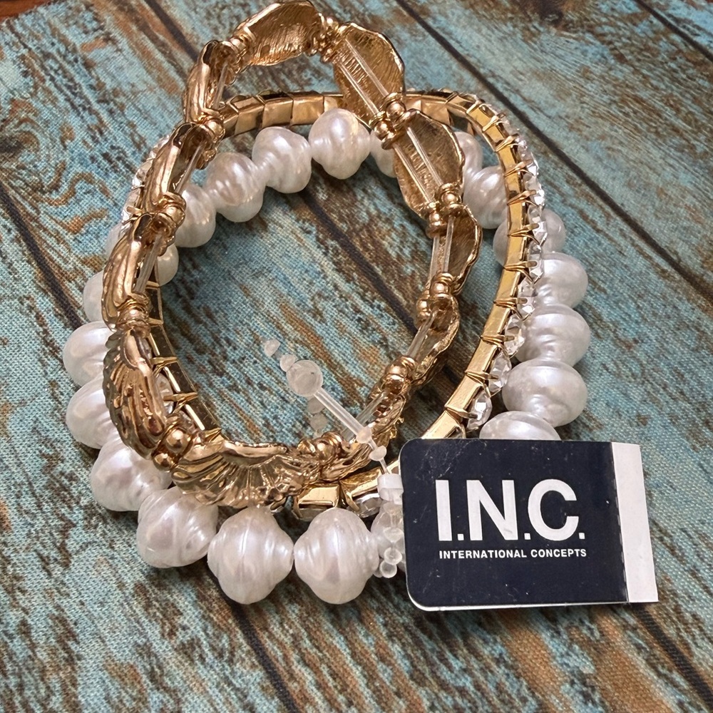 INC International Concepts Coastal Seashell White Faux Pearl Stretch Bracelets